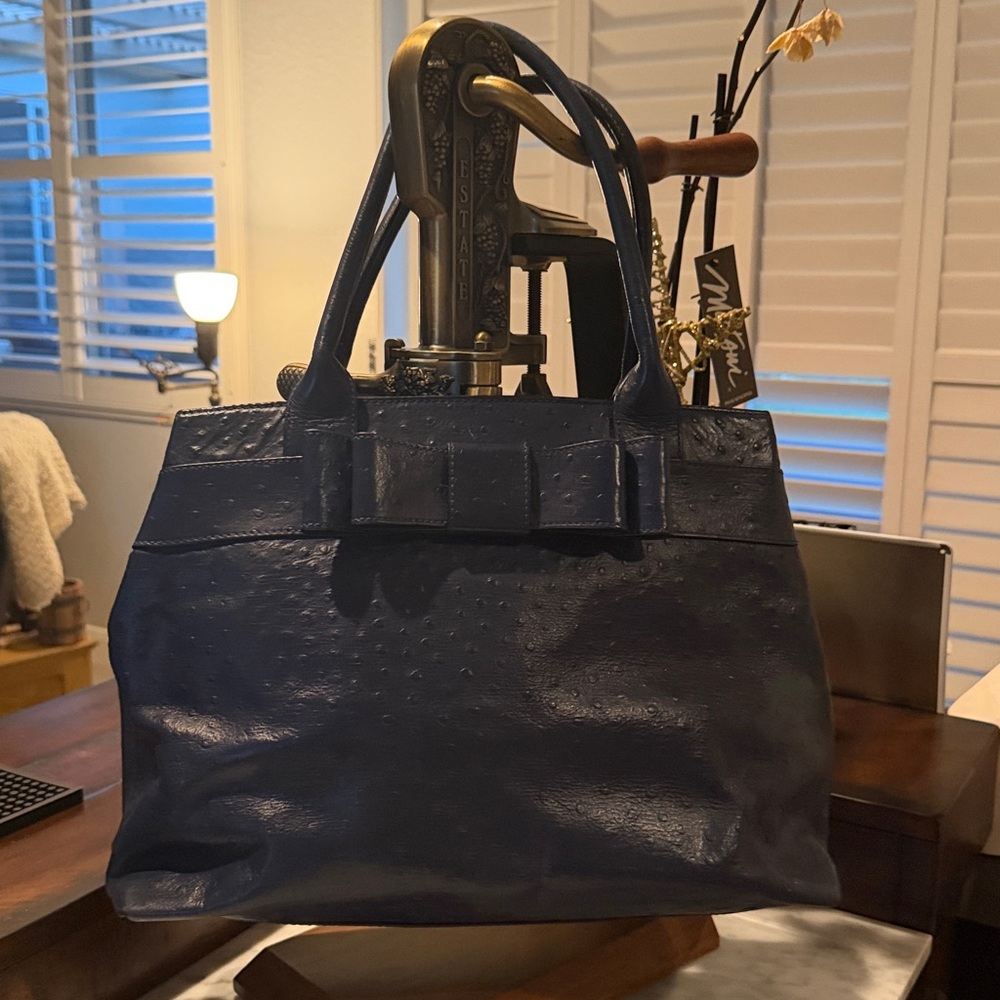 Kate Spade Quinn Villabella Avenue Tote and wallet.